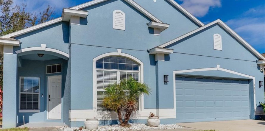 House in Orlando, Florida 4 bedrooms, 185.8 sq.m. № 1570000
