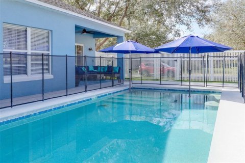 House in Orlando, Florida 4 bedrooms, 185.8 sq.m. № 1570000 - photo 26
