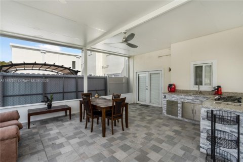 Купить таунхаус в Хомстед, Флорида 4 спальни, 137.12м2, № 1976149 - фото 15