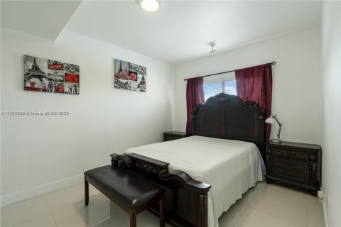 Купить таунхаус в Хомстед, Флорида 4 спальни, 137.12м2, № 1976149 - фото 23