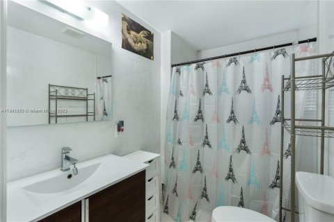 Купить таунхаус в Хомстед, Флорида 4 спальни, 137.12м2, № 1976149 - фото 28