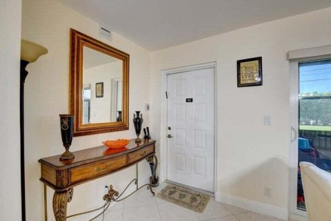 Copropriété à vendre à Delray Beach, Floride: 2 chambres, 79.15 m2 № 2258178 - photo 2