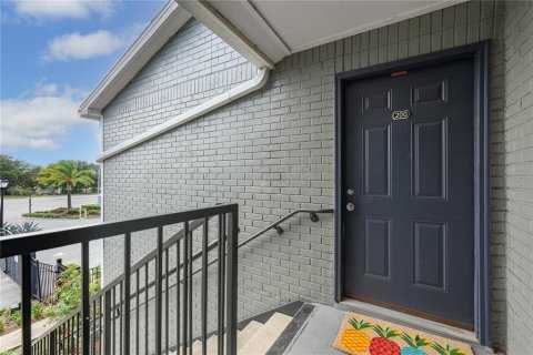 Condo in Casselberry, Florida, 1 bedroom  № 1813643 - photo 5