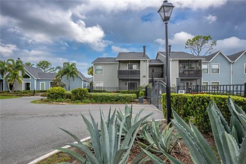 Condo in Casselberry, Florida, 1 bedroom  № 1813643 - photo 1
