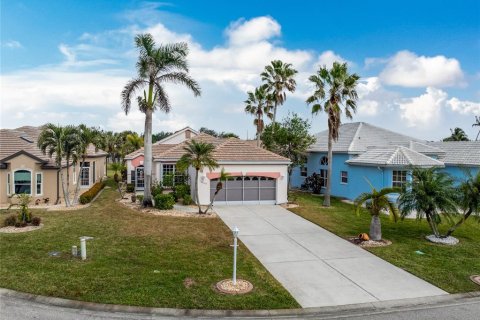 Casa en venta en Punta Gorda, Florida, 2 dormitorios, 129.97 m2 № 1520717 - foto 1