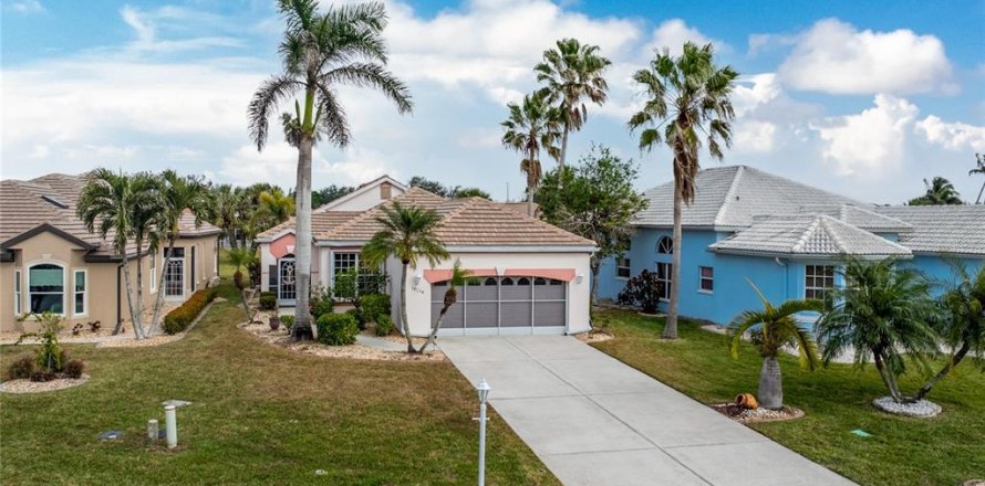 Casa en Punta Gorda, Florida 2 dormitorios, 129.97 m2 № 1520717