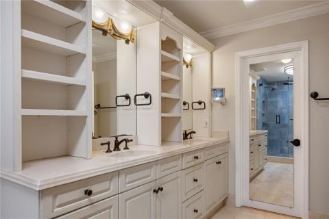 Casa en venta en Windermere, Florida, 4 dormitorios, 328.87 m2 № 2228332 - foto 18