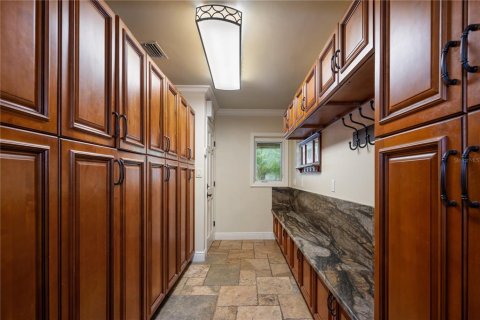 Casa en venta en Windermere, Florida, 4 dormitorios, 328.87 m2 № 2228332 - foto 15