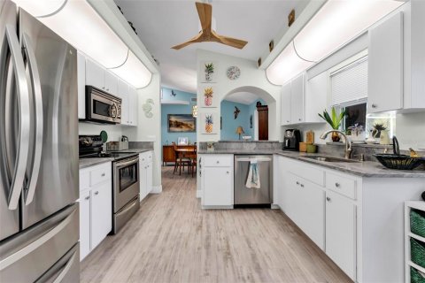 Casa en venta en North Port, Florida, 3 dormitorios, 158.68 m2 № 2384393 - foto 16