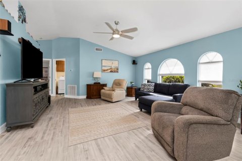 Casa en venta en North Port, Florida, 3 dormitorios, 158.68 m2 № 2384393 - foto 12