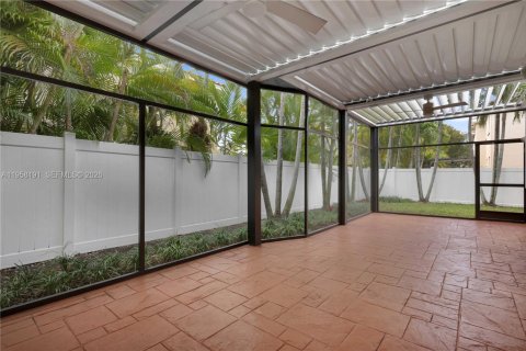 Купить таунхаус в Мирамар, Флорида 3 спальни, 173.63м2, № 2020351 - фото 16