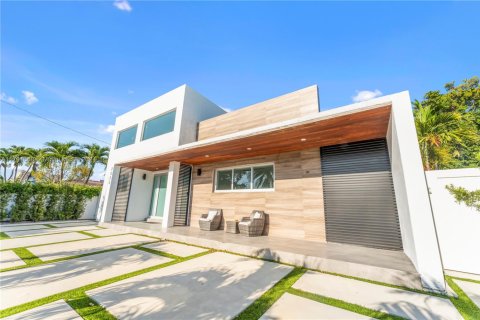 Casa en alquiler en North Bay Village, Florida, 4 dormitorios, 217.67 m2 № 1937078 - foto 28