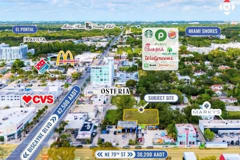 Commercial property in Miami, Florida № 1998113 - photo 14