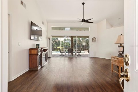 Villa ou maison à vendre à Palm Coast, Floride: 3 chambres, 174.84 m2 № 2201919 - photo 5