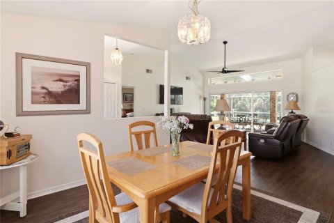 Villa ou maison à vendre à Palm Coast, Floride: 3 chambres, 174.84 m2 № 2201919 - photo 12