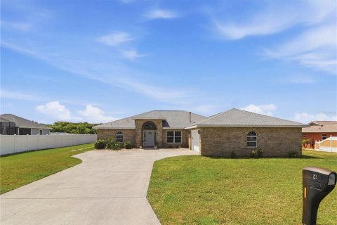 Villa ou maison à vendre à Palm Coast, Floride: 3 chambres, 174.84 m2 № 2201919 - photo 2