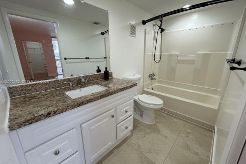 Condominio en venta en Lauderdale Lakes, Florida, 2 dormitorios, 93.09 m2 № 2067868 - foto 6