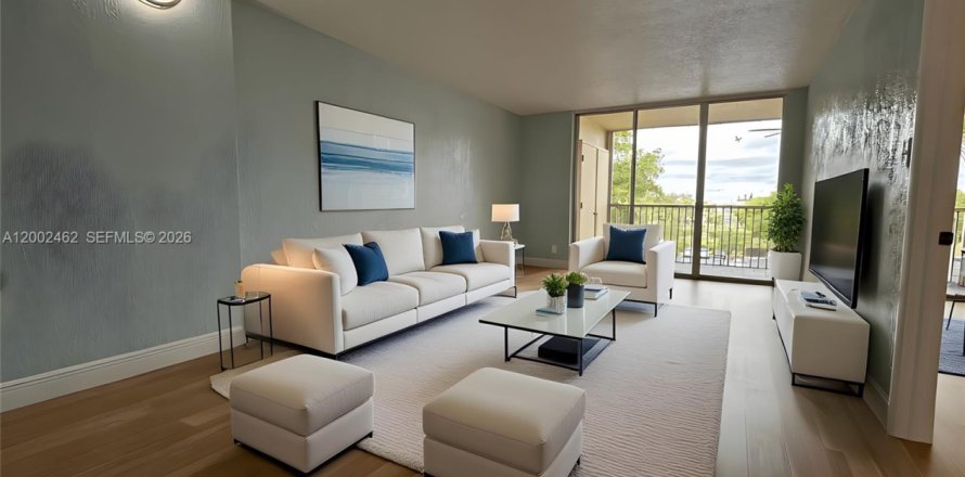 Condominio en Lauderdale Lakes, Florida, 2 dormitorios  № 2067868