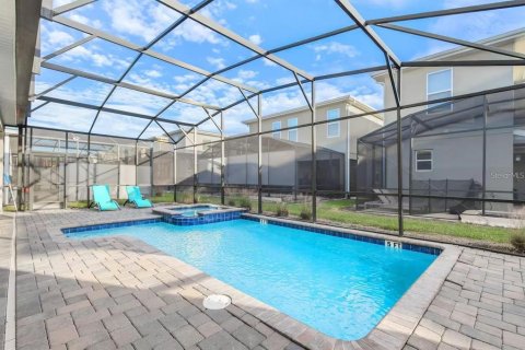 Villa ou maison à vendre à Kissimmee, Floride: 8 chambres, 398.46 m2 № 2388861 - photo 27