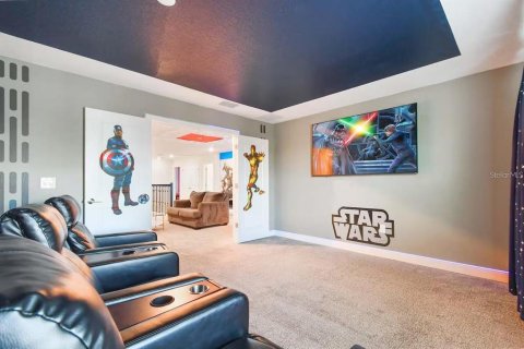 Villa ou maison à vendre à Kissimmee, Floride: 8 chambres, 398.46 m2 № 2388861 - photo 4