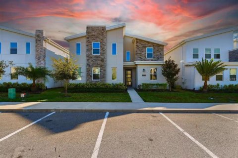 Villa ou maison à STOREY LAKE à Kissimmee, Floride 8 chambres, 398.46 m2 № 2388861