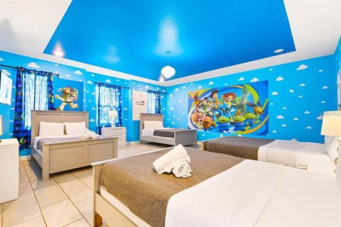 Villa ou maison à vendre à Kissimmee, Floride: 8 chambres, 398.46 m2 № 2388861 - photo 9