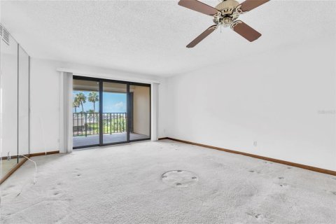 Condo in Saint Pete Beach, Florida, 2 bedrooms  № 1826458 - photo 5