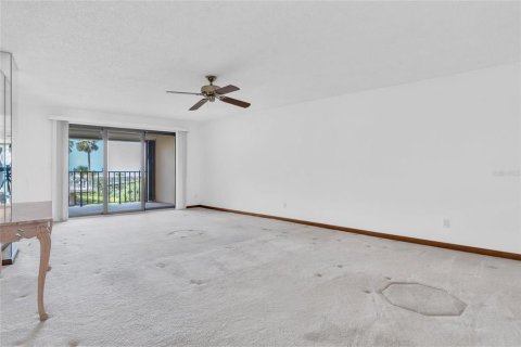 Condo in Saint Pete Beach, Florida, 2 bedrooms  № 1826458 - photo 7