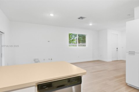 Touwnhouse à vendre à Homestead, Floride: 4 chambres, 178.74 m2 № 2401597 - photo 5