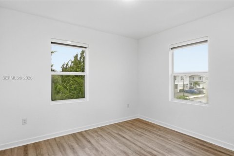 Touwnhouse à vendre à Homestead, Floride: 4 chambres, 178.74 m2 № 2401597 - photo 13