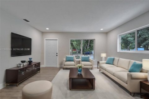 Casa en venta en Miami, Florida, 3 dormitorios, 94.02 m2 № 2001734 - foto 3