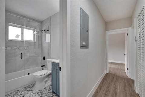 Casa en venta en Miami, Florida, 3 dormitorios, 94.02 m2 № 2001734 - foto 17