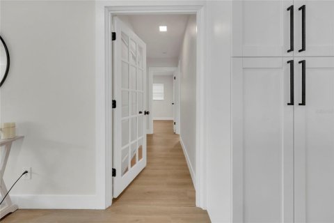 Купить виллу или дом в Тампа, Флорида 7 комнат, 256.22м2, № 2314716 - фото 18