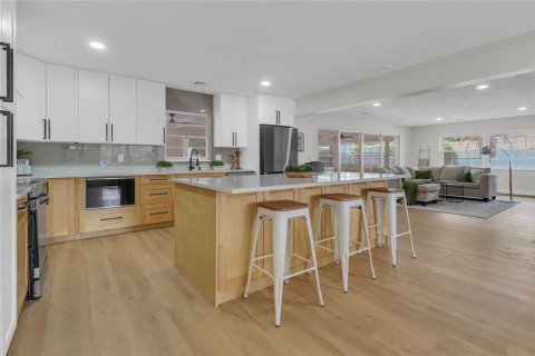 Купить виллу или дом в Тампа, Флорида 7 комнат, 256.22м2, № 2314716 - фото 8