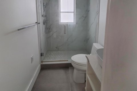 Condo in Fort Lauderdale, Florida, 1 bedroom  № 2178849 - photo 9
