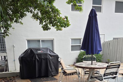 Condo in Fort Lauderdale, Florida, 1 bedroom  № 2178849 - photo 16