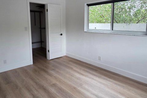 Condo in Fort Lauderdale, Florida, 1 bedroom  № 2178849 - photo 11