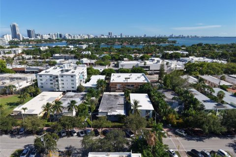 Villa ou maison à louer à Miami Beach, Floride: 1 chambre, 74.32 m2 № 1892397 - photo 17