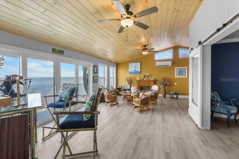 Villa ou maison à vendre à Hernando Beach, Floride: 3 chambres, 261.24 m2 № 2319212 - photo 13