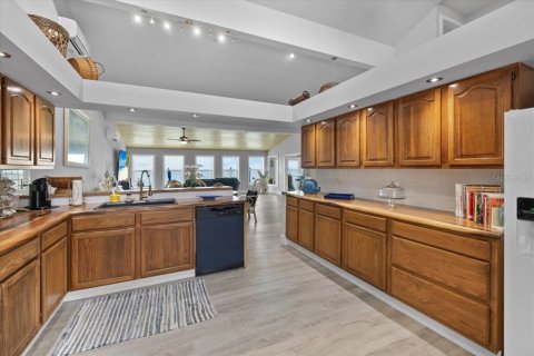 Villa ou maison à vendre à Hernando Beach, Floride: 3 chambres, 261.24 m2 № 2319212 - photo 19