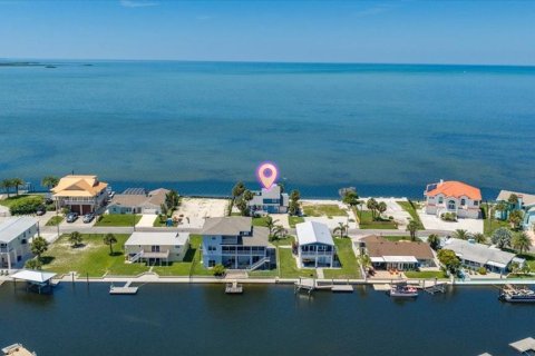 Villa ou maison à vendre à Hernando Beach, Floride: 3 chambres, 261.24 m2 № 2319212 - photo 10
