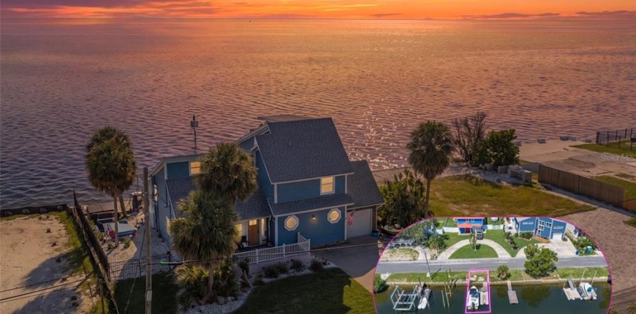 Villa ou maison à Hernando Beach, Floride 3 chambres, 261.24 m2 № 2319212