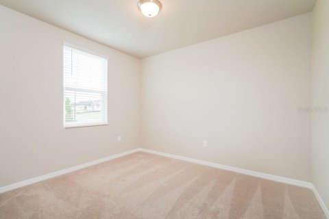 House in Auburndale, Florida 4 bedrooms, 217.3 sq.m. № 1866792 - photo 9