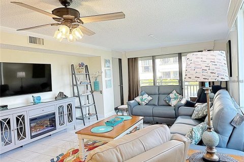 Copropriété à louer à Clearwater, Floride: 2 chambres, 128.21 m2 № 1916854 - photo 10