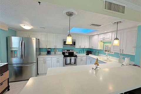 Copropriété à louer à Clearwater, Floride: 2 chambres, 128.21 m2 № 1916854 - photo 6