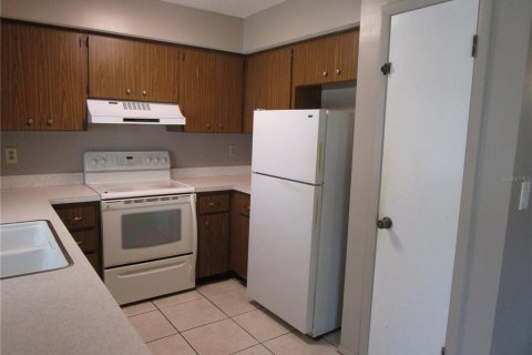 Casa en venta en Spring Hill, Florida, 3 dormitorios, 107.4 m2 № 2385721 - foto 4