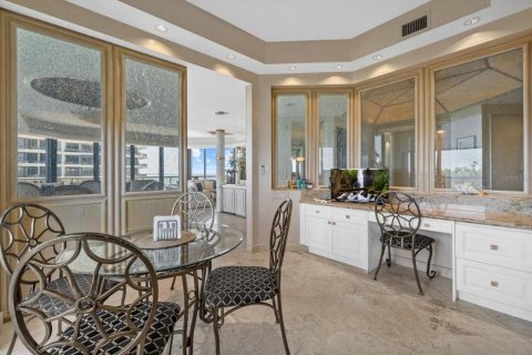 Condo in Longboat Key, Florida, 2 bedrooms  № 1648297 - photo 9