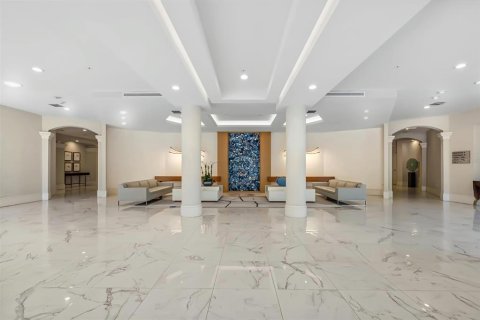 Condo in Longboat Key, Florida, 2 bedrooms  № 1648297 - photo 27