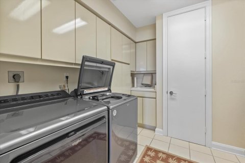 Condo in Longboat Key, Florida, 2 bedrooms  № 1648297 - photo 20