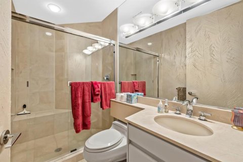 Condo in Longboat Key, Florida, 2 bedrooms  № 1648297 - photo 19